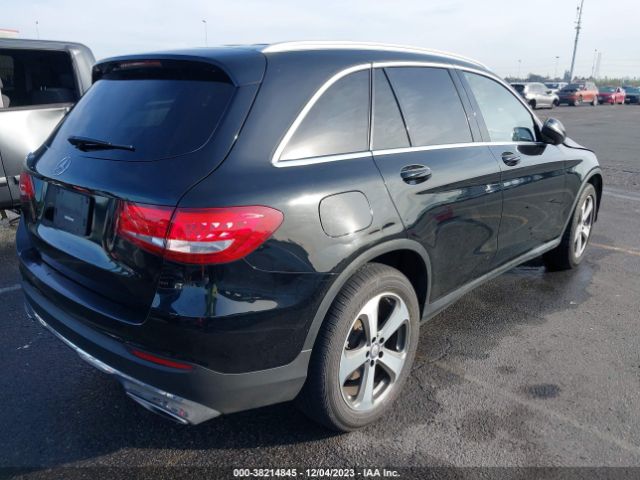 Photo 3 VIN: WDC0G4JB9HF140831 - MERCEDES-BENZ GLC 300 