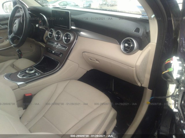 Photo 4 VIN: WDC0G4JB9K1002629 - MERCEDES-BENZ GLC 