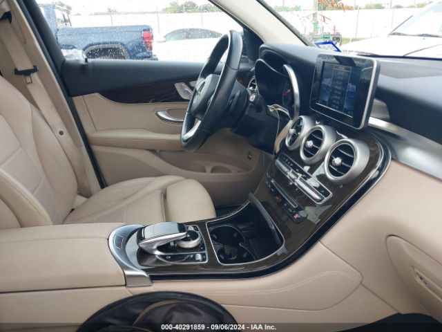 Photo 4 VIN: WDC0G4JBXHF124251 - MERCEDES-BENZ GLC-CLASS 