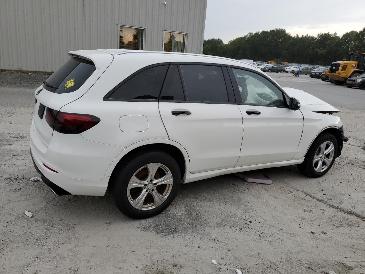 Photo 2 VIN: WDC0G4KB2GF011536 - MERCEDES-BENZ GLC 