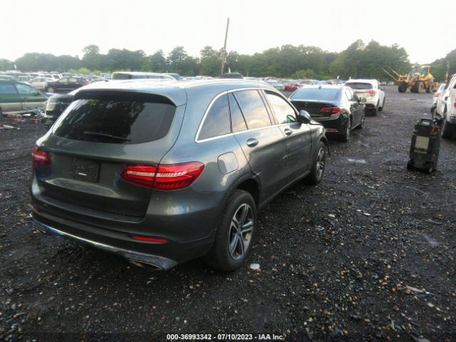 Photo 3 VIN: WDC0G4KB2GF067072 - MERCEDES-BENZ GLC 300 