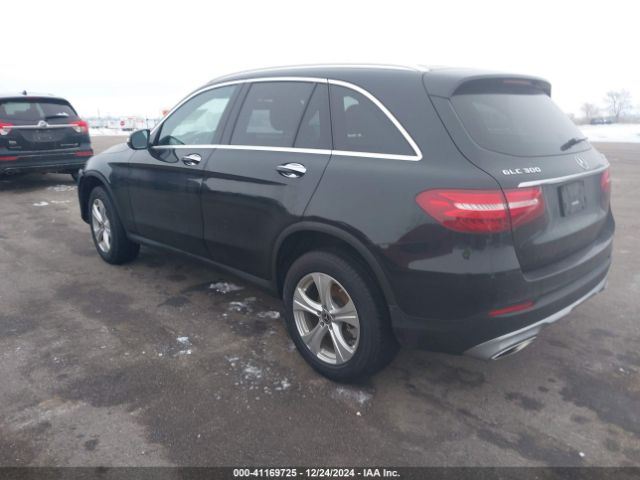 Photo 2 VIN: WDC0G4KB2JV114369 - MERCEDES-BENZ GLC-CLASS 