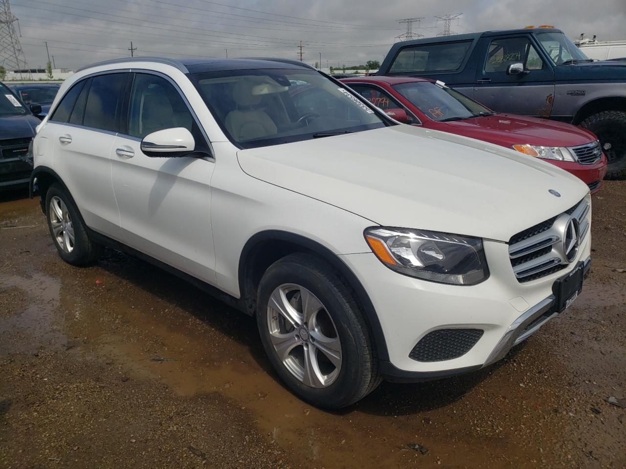 Photo 3 VIN: WDC0G4KB3HF139642 - MERCEDES-BENZ GLC 