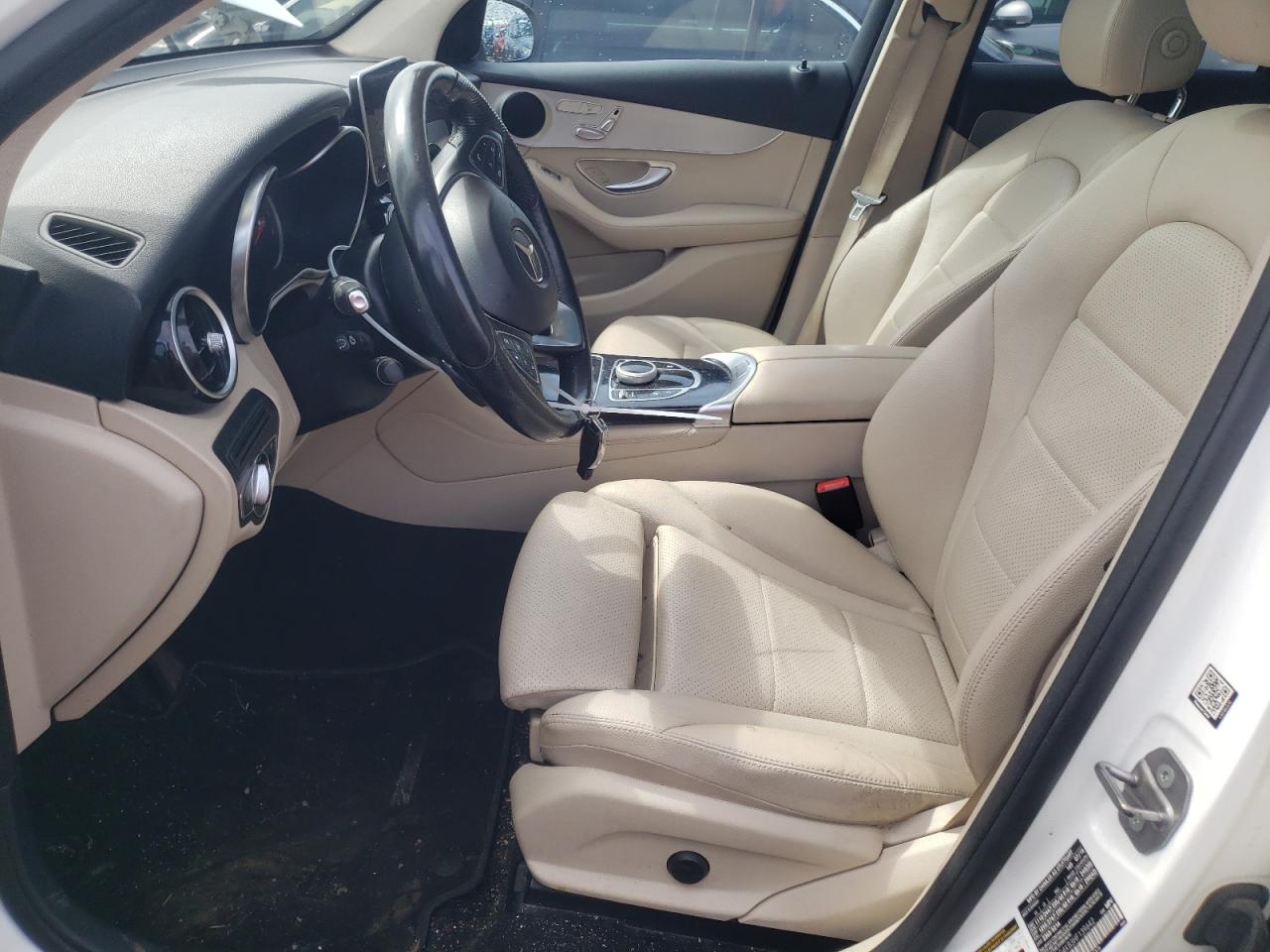 Photo 6 VIN: WDC0G4KB3HF139642 - MERCEDES-BENZ GLC 