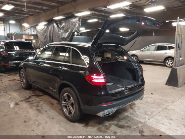 Photo 2 VIN: WDC0G4KB3JV083603 - MERCEDES-BENZ GLC 300 