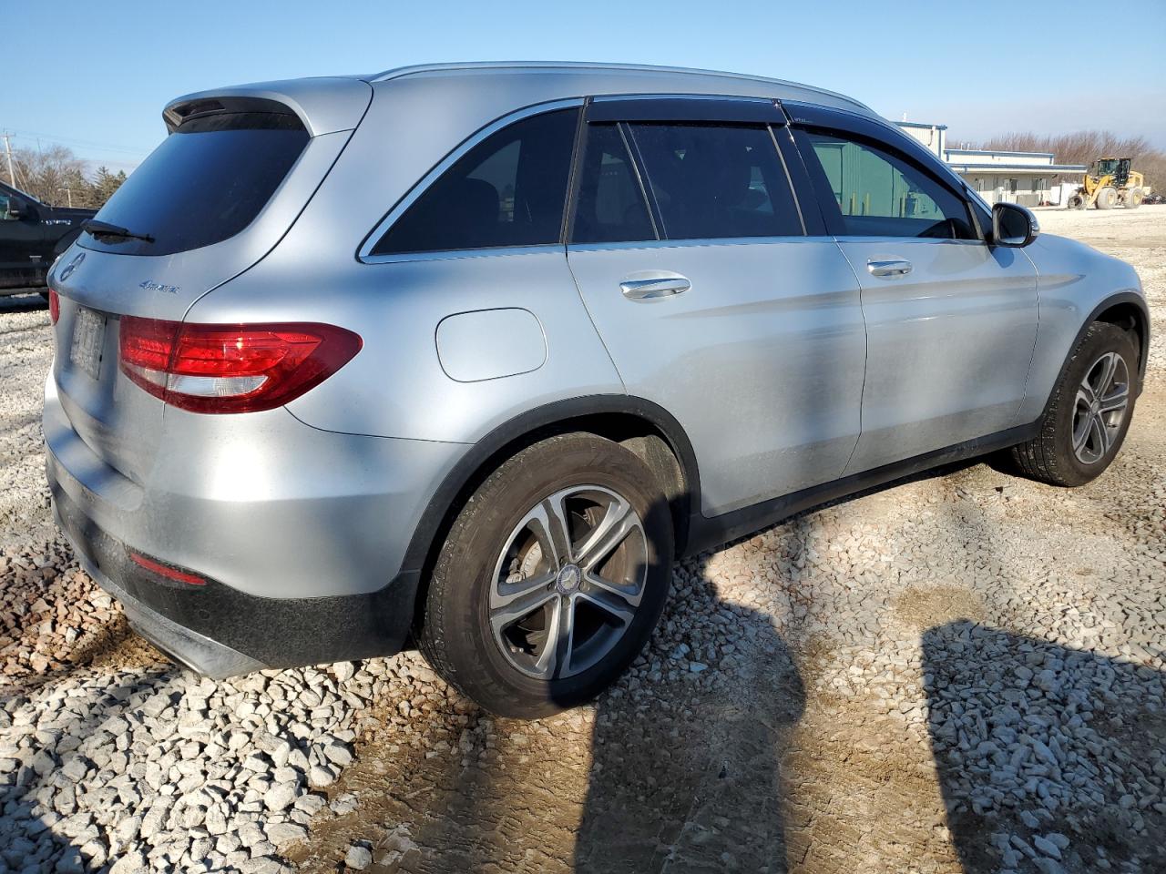 Photo 2 VIN: WDC0G4KB4HF117178 - MERCEDES-BENZ GLC 