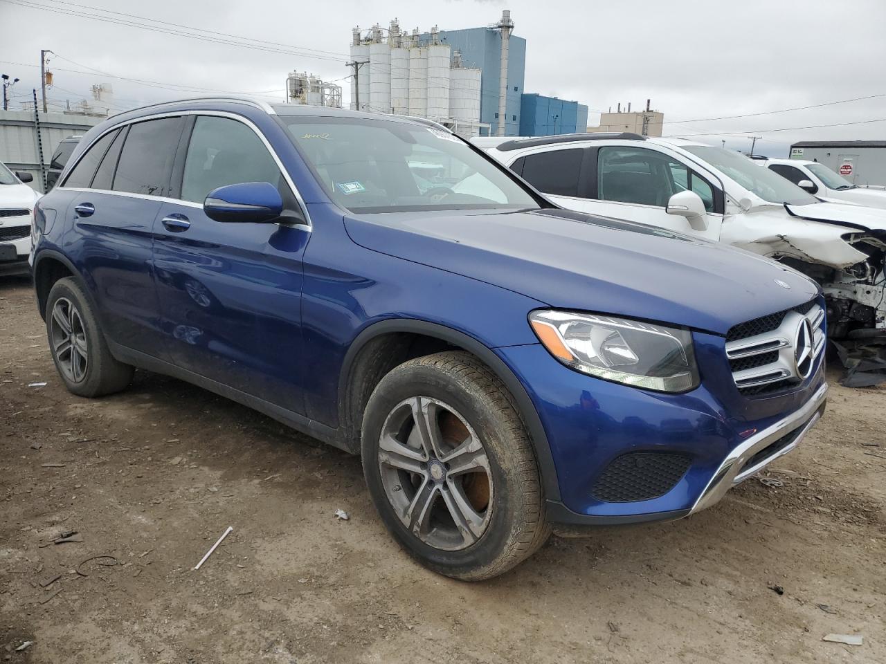 Photo 3 VIN: WDC0G4KB4HF118427 - MERCEDES-BENZ GLC 