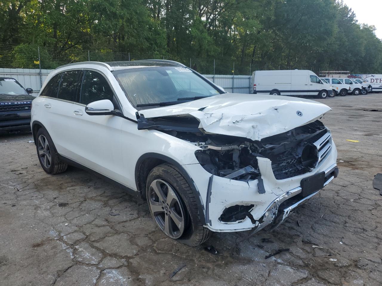 Photo 3 VIN: WDC0G4KB4JV046365 - MERCEDES-BENZ GLC 