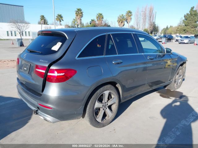 Photo 3 VIN: WDC0G4KB5JV104404 - MERCEDES-BENZ GLC 300 