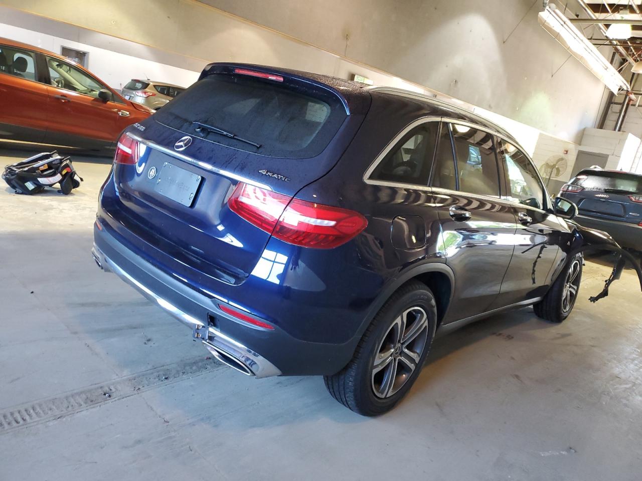 Photo 2 VIN: WDC0G4KB6KV174687 - MERCEDES-BENZ GLC 