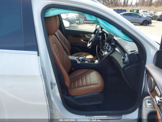 Photo 4 VIN: WDC0G4KB7GF061073 - MERCEDES-BENZ GLC 300 