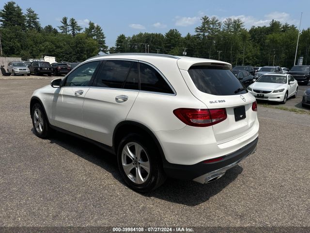 Photo 2 VIN: WDC0G4KB7HF220658 - MERCEDES-BENZ GLC-CLASS 