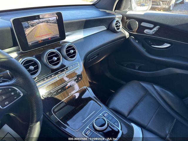 Photo 5 VIN: WDC0G4KB7HF242904 - MERCEDES-BENZ GLC-CLASS 