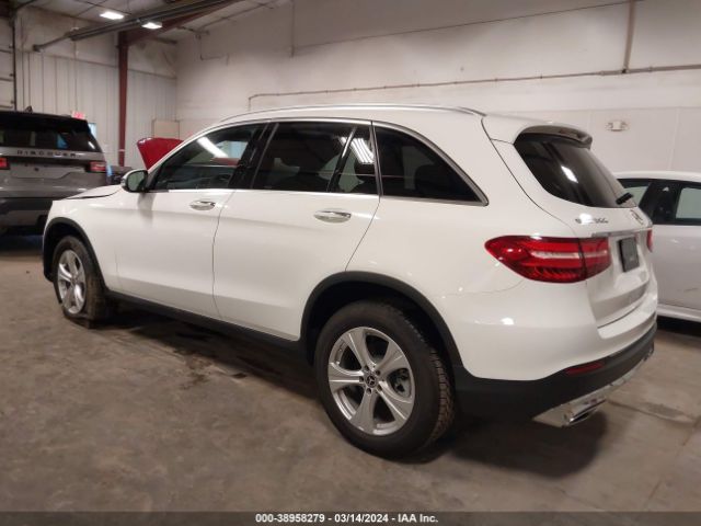 Photo 2 VIN: WDC0G4KB7JV059708 - MERCEDES-BENZ GLC 300 