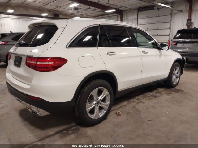 Photo 3 VIN: WDC0G4KB7JV059708 - MERCEDES-BENZ GLC 300 