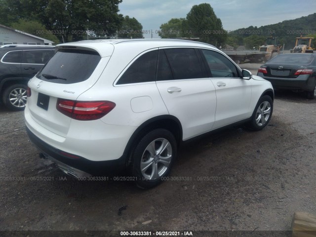 Photo 3 VIN: WDC0G4KB8HF137613 - MERCEDES-BENZ GLC 