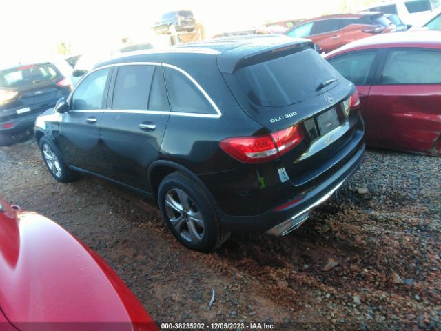 Photo 2 VIN: WDC0G4KB8HV012701 - MERCEDES-BENZ GLC 300 