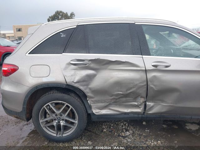 Photo 5 VIN: WDC0G4KB8KF597409 - MERCEDES-BENZ GLC 300 