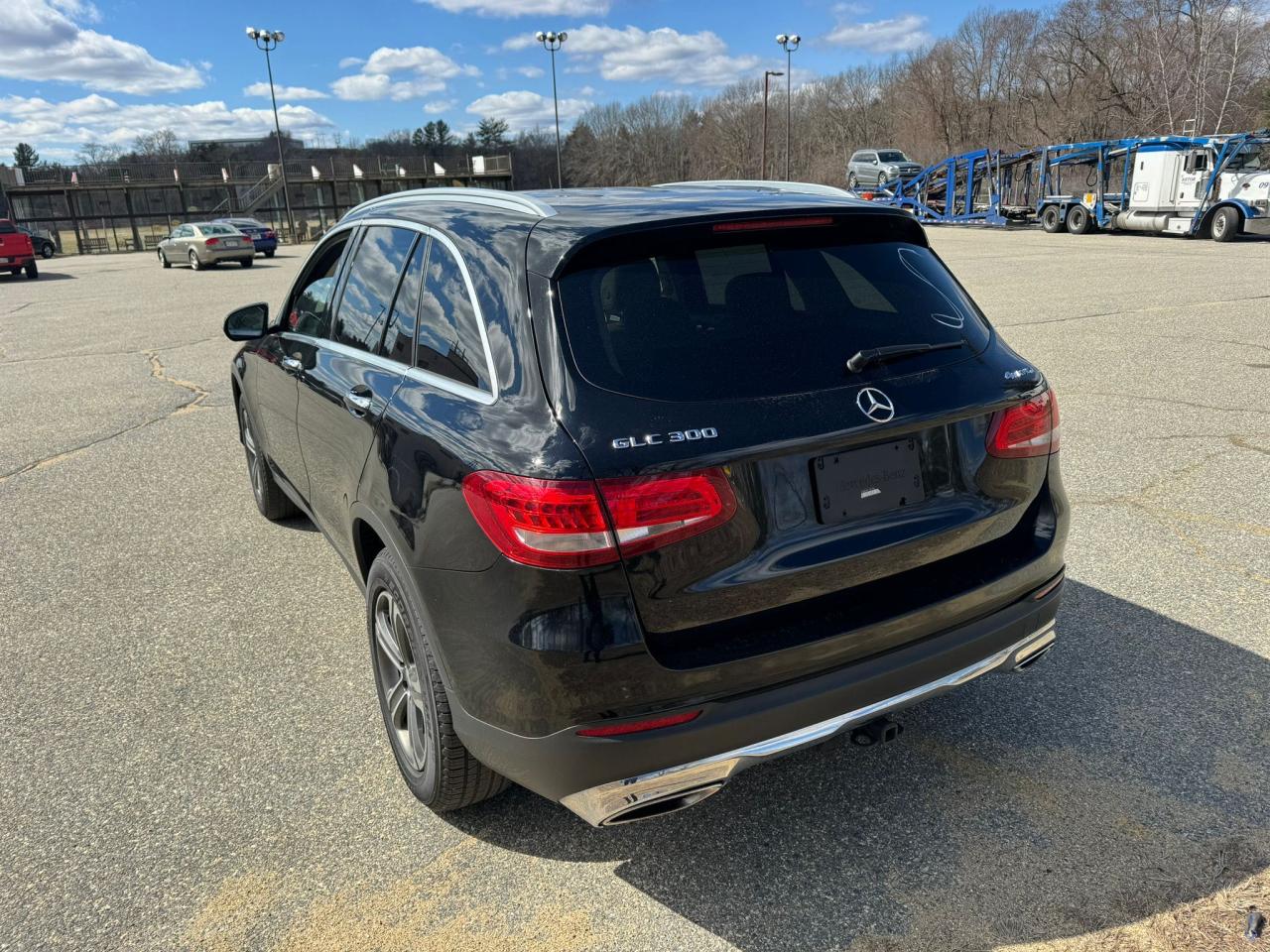 Photo 3 VIN: WDC0G4KB9HF145199 - MERCEDES-BENZ GLC 