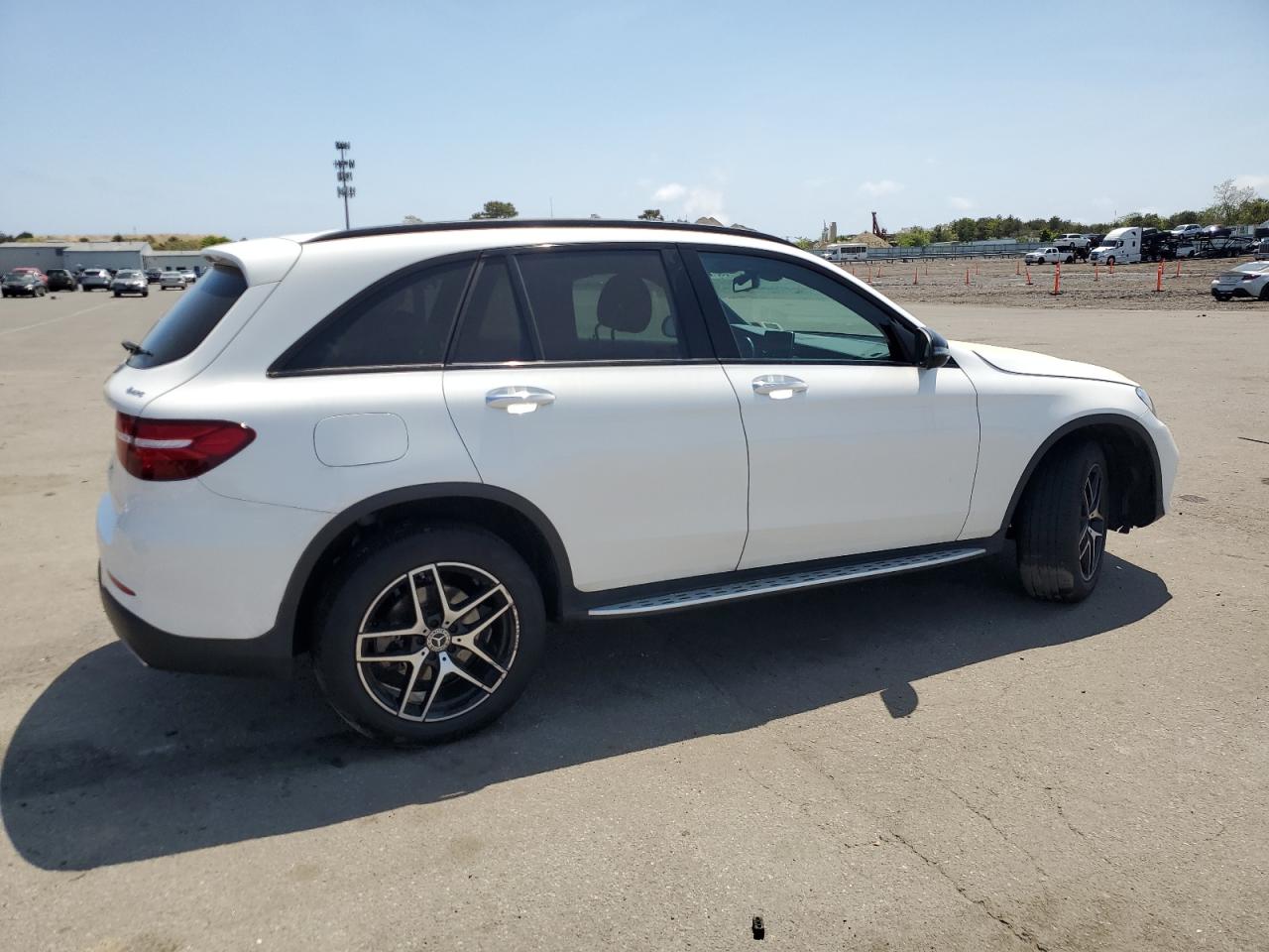 Photo 2 VIN: WDC0G4KB9KV175347 - MERCEDES-BENZ GLC 