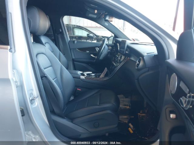 Photo 4 VIN: WDC0G4KBXHF173819 - MERCEDES-BENZ GLC-CLASS 