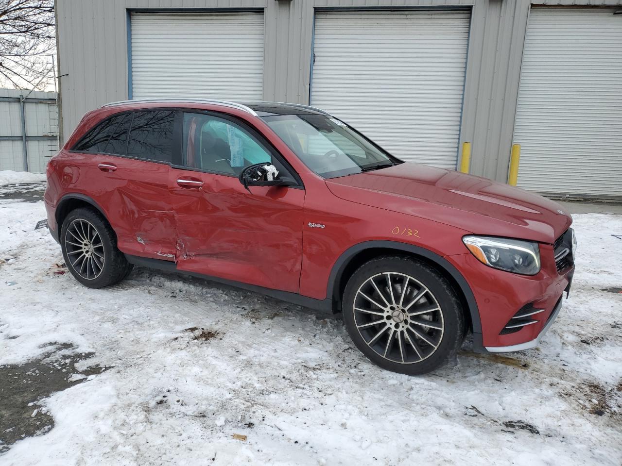 Photo 3 VIN: WDC0G6EB6JF375960 - MERCEDES-BENZ GLC 