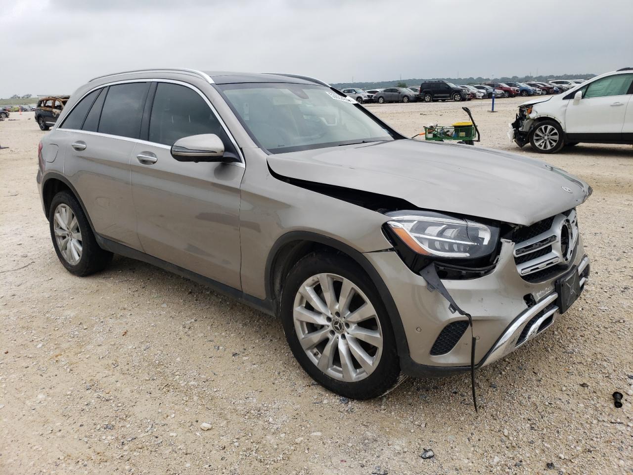 Photo 3 VIN: WDC0G8DB0LF732422 - MERCEDES-BENZ GLC 