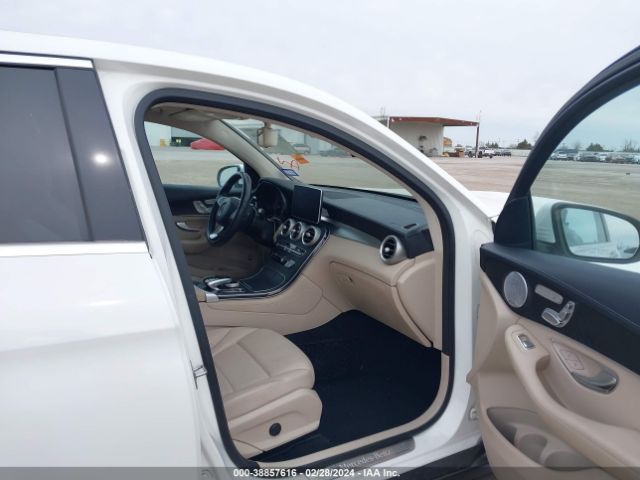 Photo 4 VIN: WDC0J4KB3HF267252 - MERCEDES-BENZ GLC 300 COUPE 