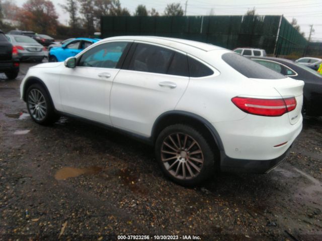 Photo 2 VIN: WDC0J4KB4JF398924 - MERCEDES-BENZ GLC 300 COUPE 