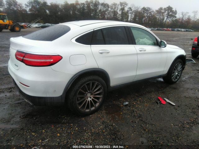 Photo 3 VIN: WDC0J4KB4JF398924 - MERCEDES-BENZ GLC 300 COUPE 