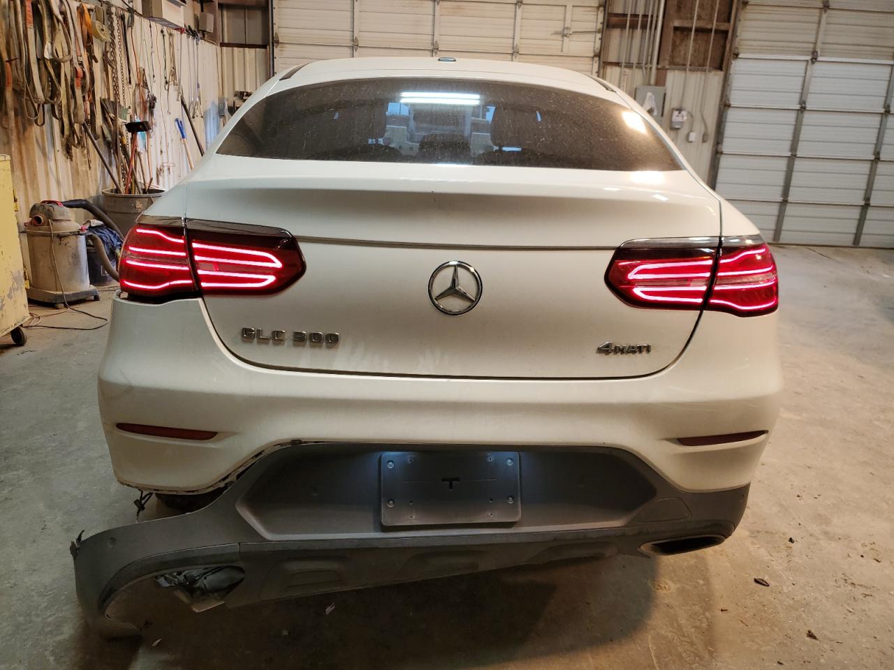 Photo 5 VIN: WDC0J4KB5JF434622 - MERCEDES-BENZ GLC 