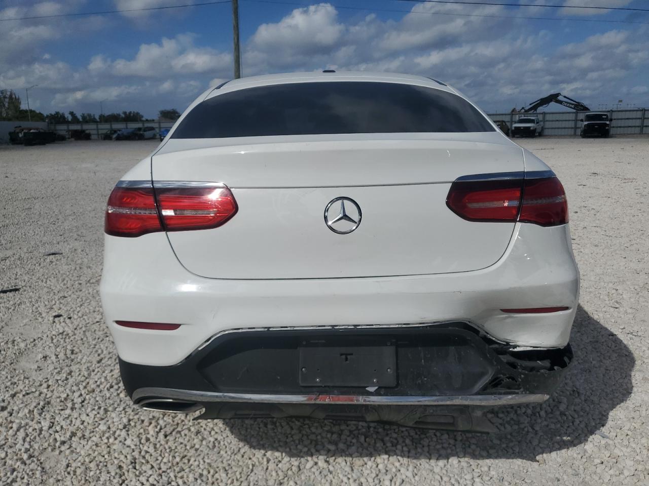 Photo 5 VIN: WDC0J4KBXHF154334 - MERCEDES-BENZ GLC 