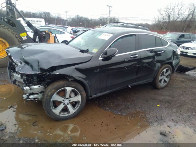 Photo 1 VIN: WDC0J4KBXHF160991 - MERCEDES-BENZ GLC 300 COUPE 