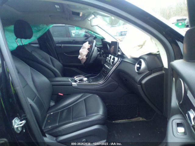 Photo 4 VIN: WDC0J4KBXHF160991 - MERCEDES-BENZ GLC 300 COUPE 