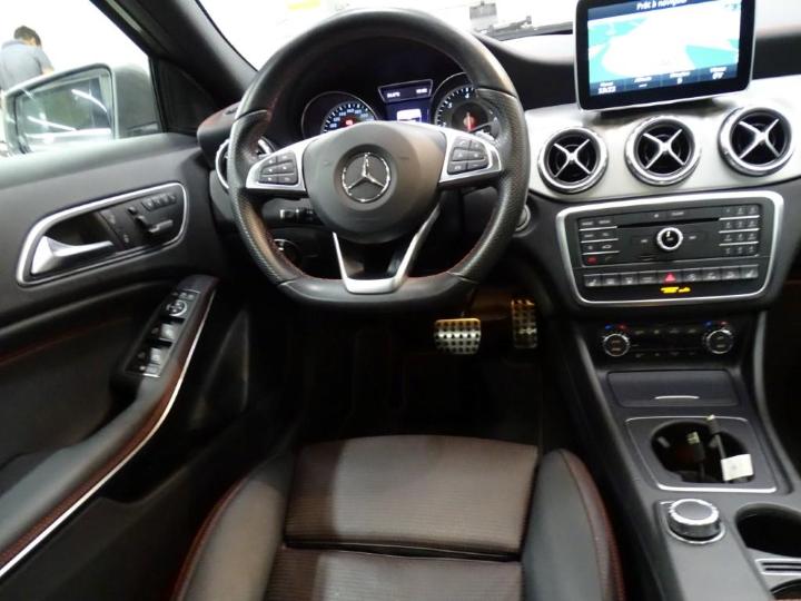 Photo 12 VIN: WDC1569021J218280 - MERCEDES-BENZ GLA 