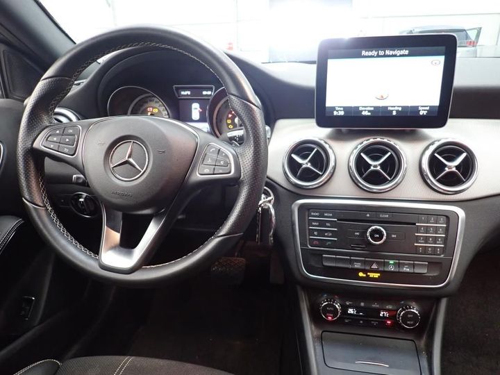 Photo 6 VIN: WDC1569031J346458 - MERCEDES-BENZ GLA 