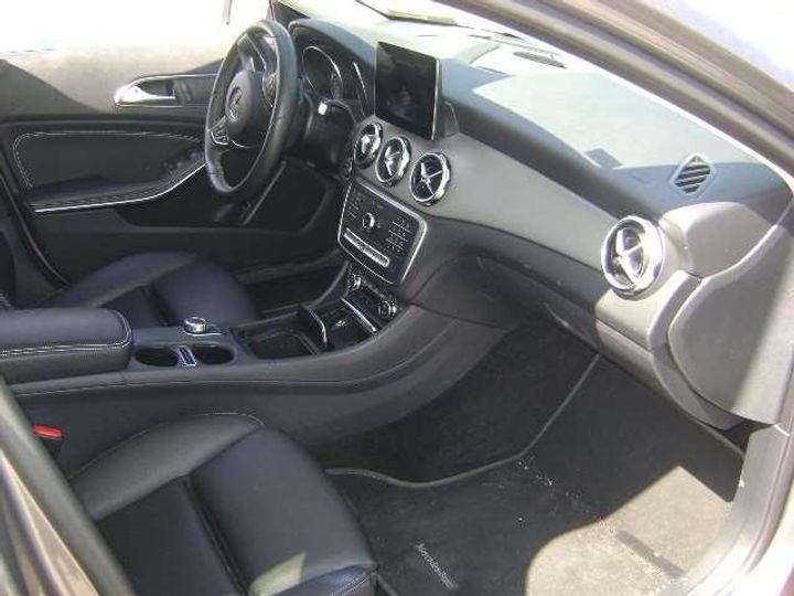 Photo 2 VIN: WDC1569031J407117 - MERCEDES-BENZ CLASE GLA 