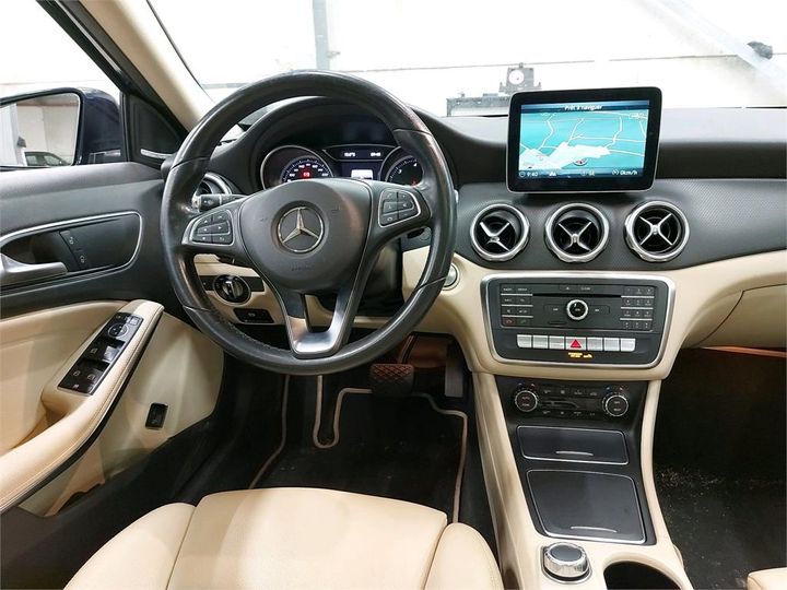 Photo 8 VIN: WDC1569031J415116 - MERCEDES-BENZ GLA 