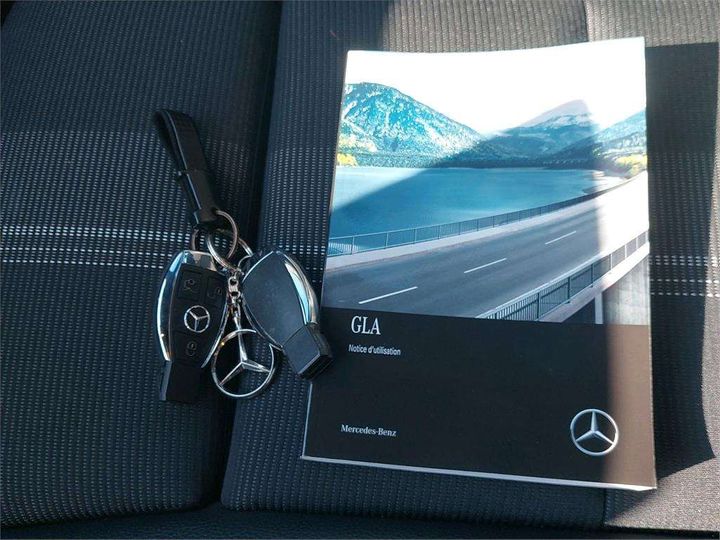 Photo 6 VIN: WDC1569031J423104 - MERCEDES-BENZ CLASSE GLA 