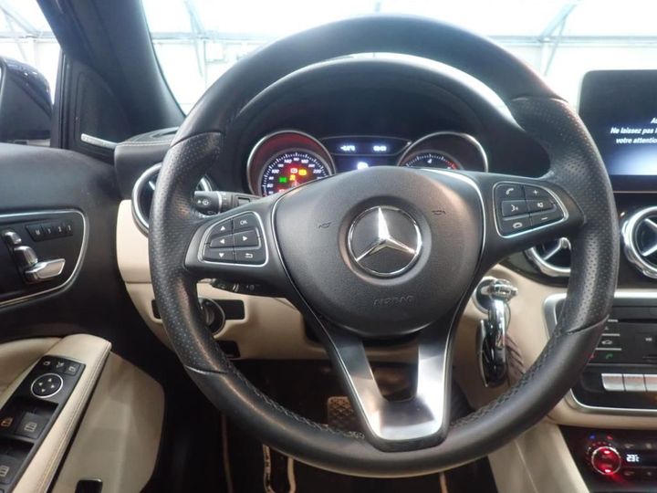 Photo 8 VIN: WDC1569031J469821 - MERCEDES-BENZ GLA 