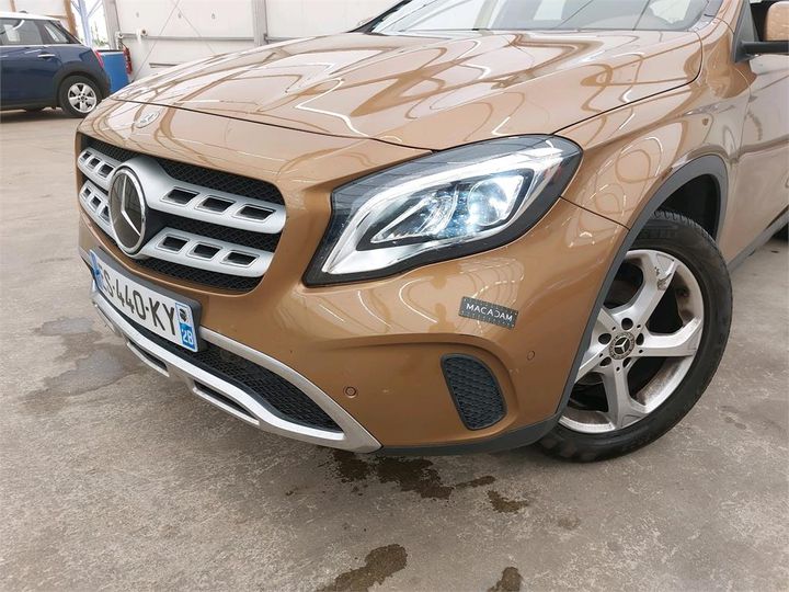 Photo 15 VIN: WDC1569031J470237 - MERCEDES-BENZ GLA 