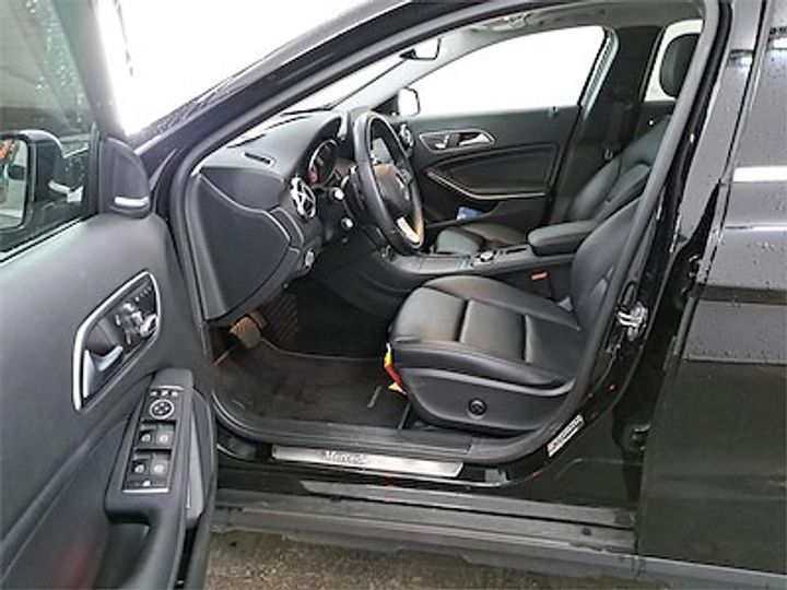 Photo 5 VIN: WDC1569031J556228 - MERCEDES-BENZ CLASSE GLA DIES 