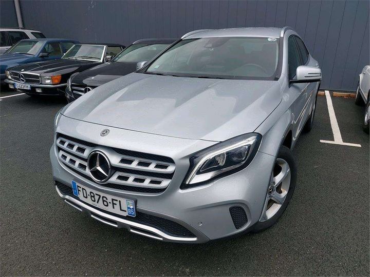 Photo 1 VIN: WDC1569031J604059 - MERCEDES-BENZ CLASSE GLA 