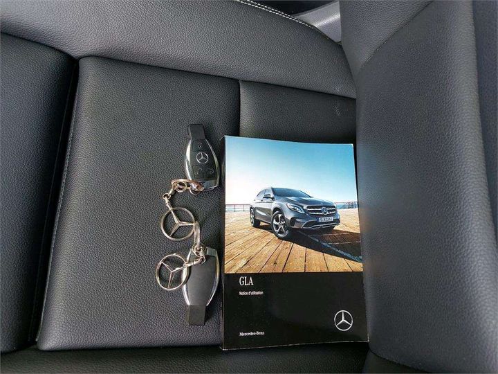 Photo 6 VIN: WDC1569031J617300 - MERCEDES-BENZ CLASSE GLA 