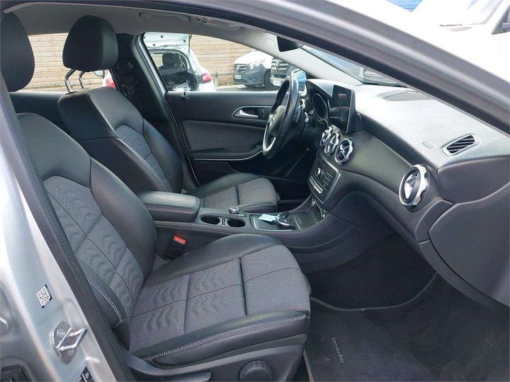 Photo 9 VIN: WDC1569031J643364 - MERCEDES-BENZ CLASSE GLA 