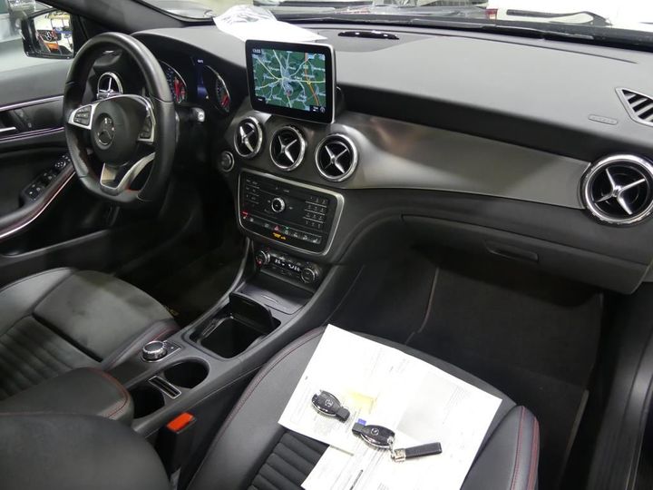 Photo 3 VIN: WDC1569051J277690 - MERCEDES-BENZ GLA 