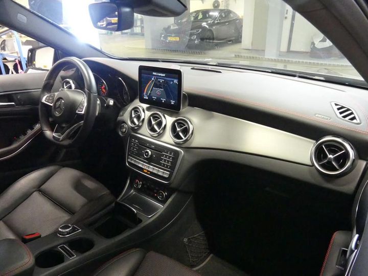 Photo 3 VIN: WDC1569051J375923 - MERCEDES-BENZ GLA 