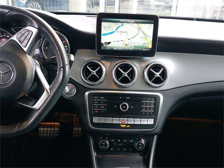 Photo 11 VIN: WDC1569051J547894 - MERCEDES-BENZ CLASSE GLA 