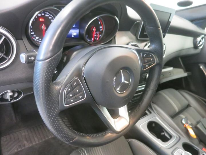 Photo 9 VIN: WDC1569051J578686 - MERCEDES-BENZ GLA-CLASS 