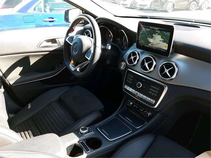 Photo 4 VIN: WDC1569051J648976 - MERCEDES-BENZ GLA 